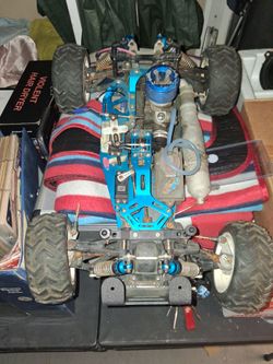 RC gas power remote with 4 extra tire with rims
