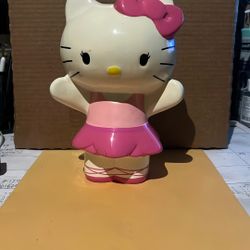 HELLO KITTY piggy bank