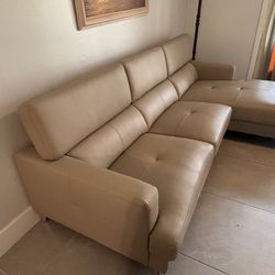 Leather sectional (like new)