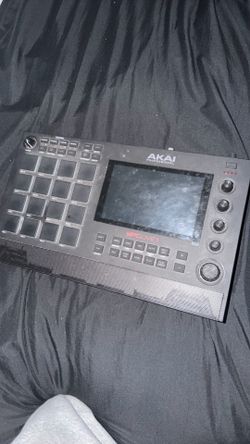 MPC Akai Live 2 standalone