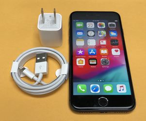 iPhone 8 256GB Factory Unlocked