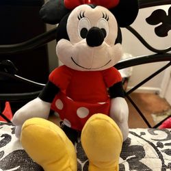 Minnie Mouse Medium Plush