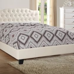 BRAND NEW QUEEN PLATFORM BED FRAME WITH MATRESS INCLUDED $369