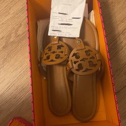 Brand New Tory Burch Size 9.5 (never worn) $130
