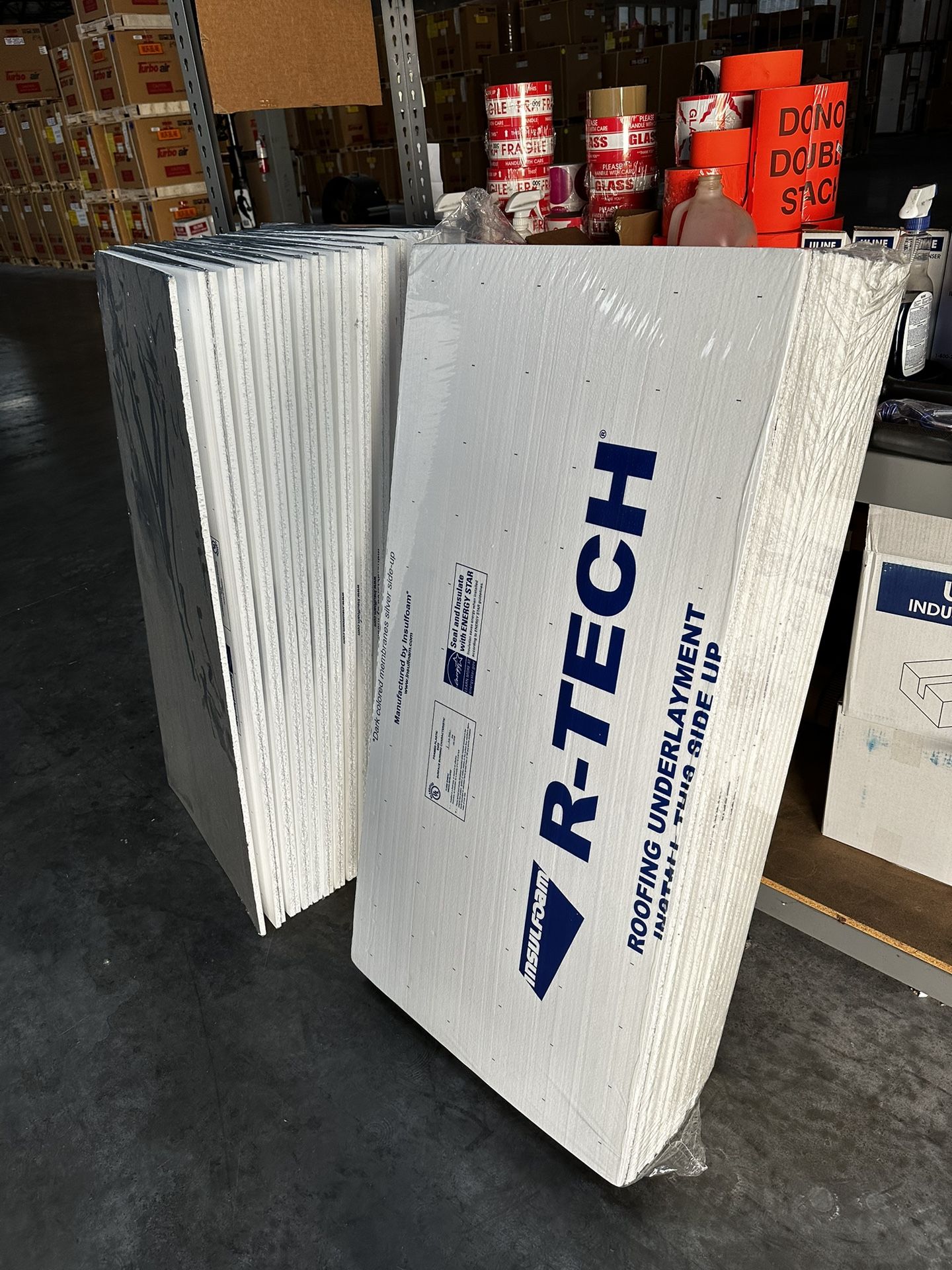 R-Tech Fanfold EPS Foam Insulation, 1/2 Inch White/Foil Faced.