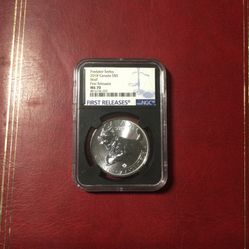 2018 Canadian $5 Predator Series Wolf