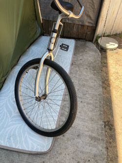 26  “ bike sun kruiser ,single speed, coaster brake, good condition, cash only