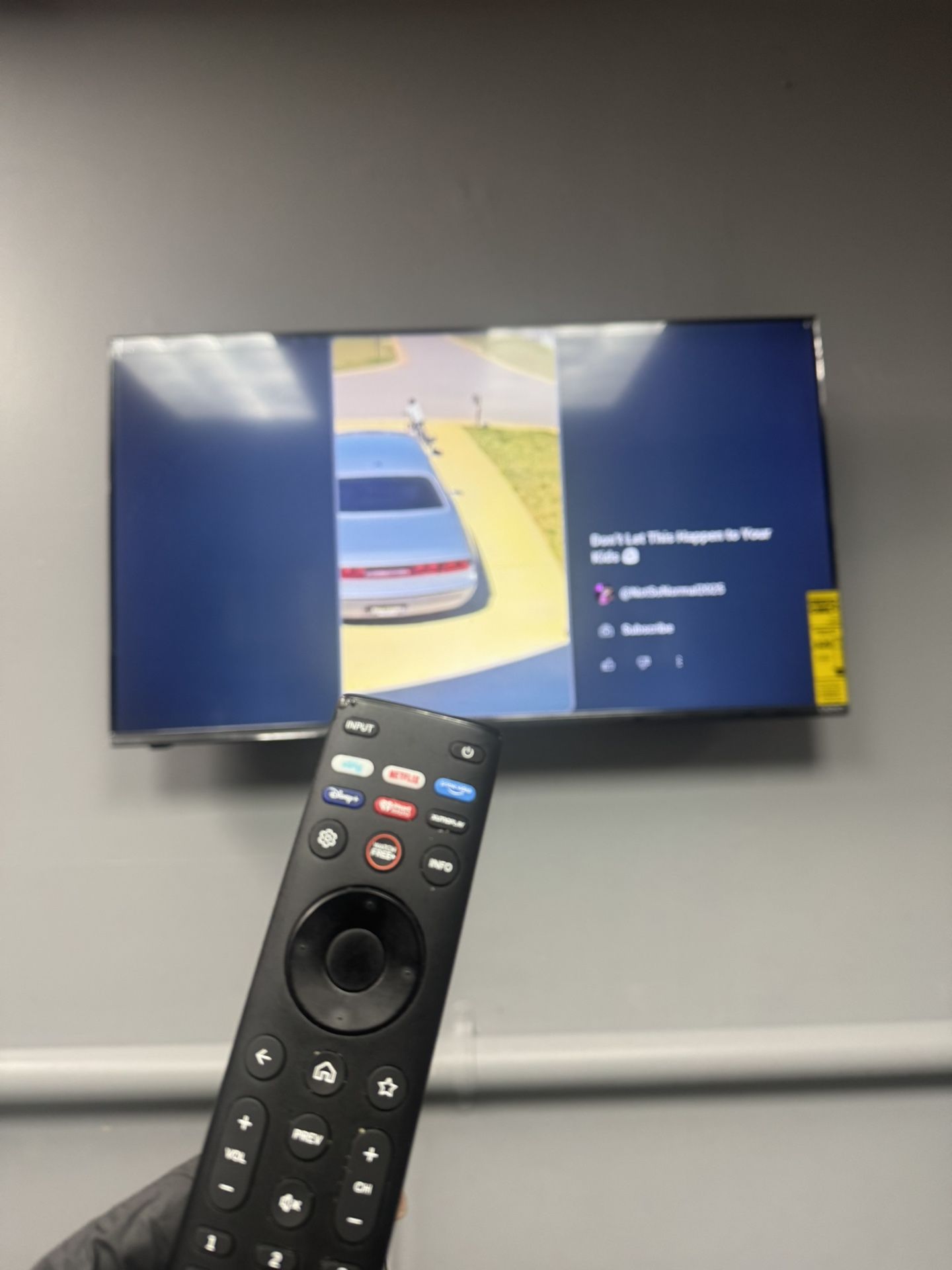 Vizio 30”