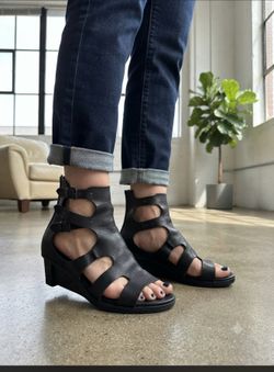 Trippen sandals size 9