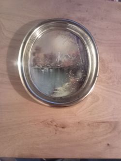 Oval wall plague.