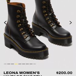 Dr Martens Leona Boots