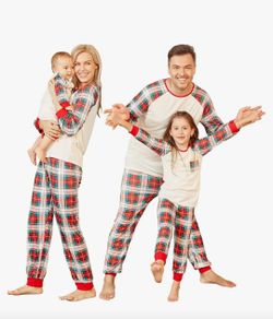 Family Christmas Pajamas Women S & Men M 