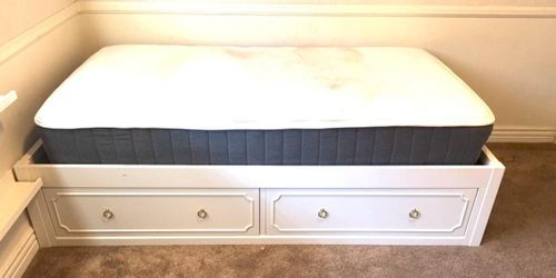 Pottery barn twin bed