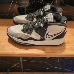 Kyrie Infinity Tb Size 6