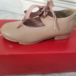 Shuffle Tap Shoe - Child 
Size 10,5