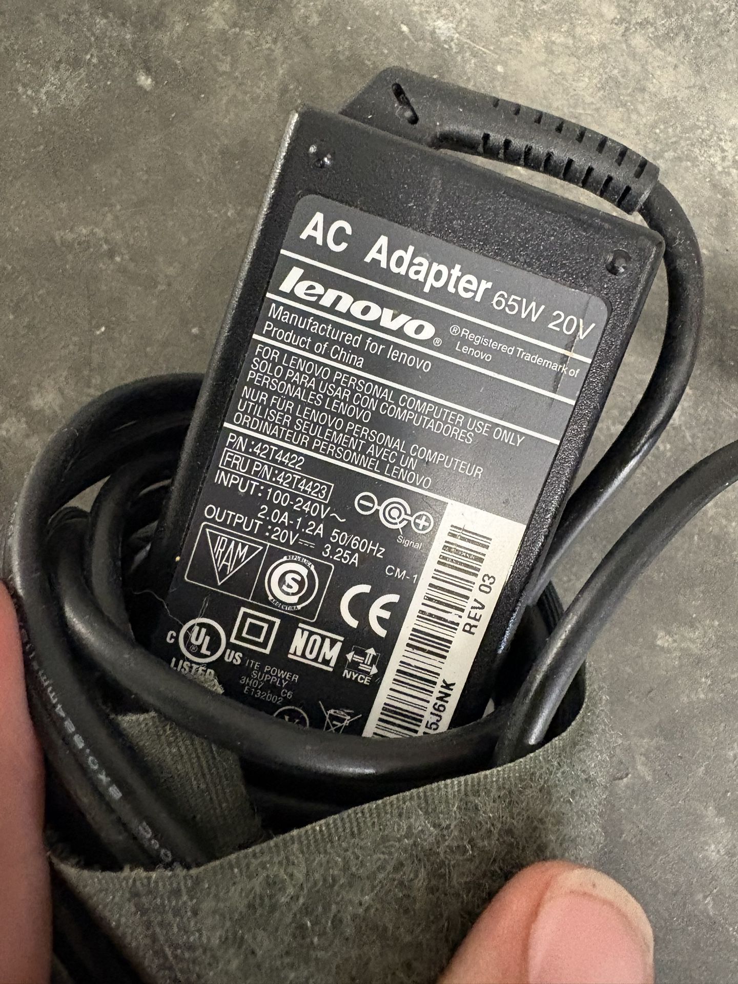 Lenovo 42T4422 Power Supply AC Adapter 20V