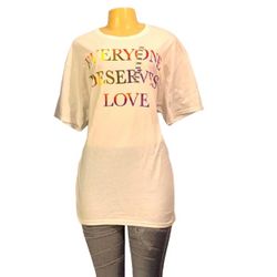 Women Sz L  Graphic Tee