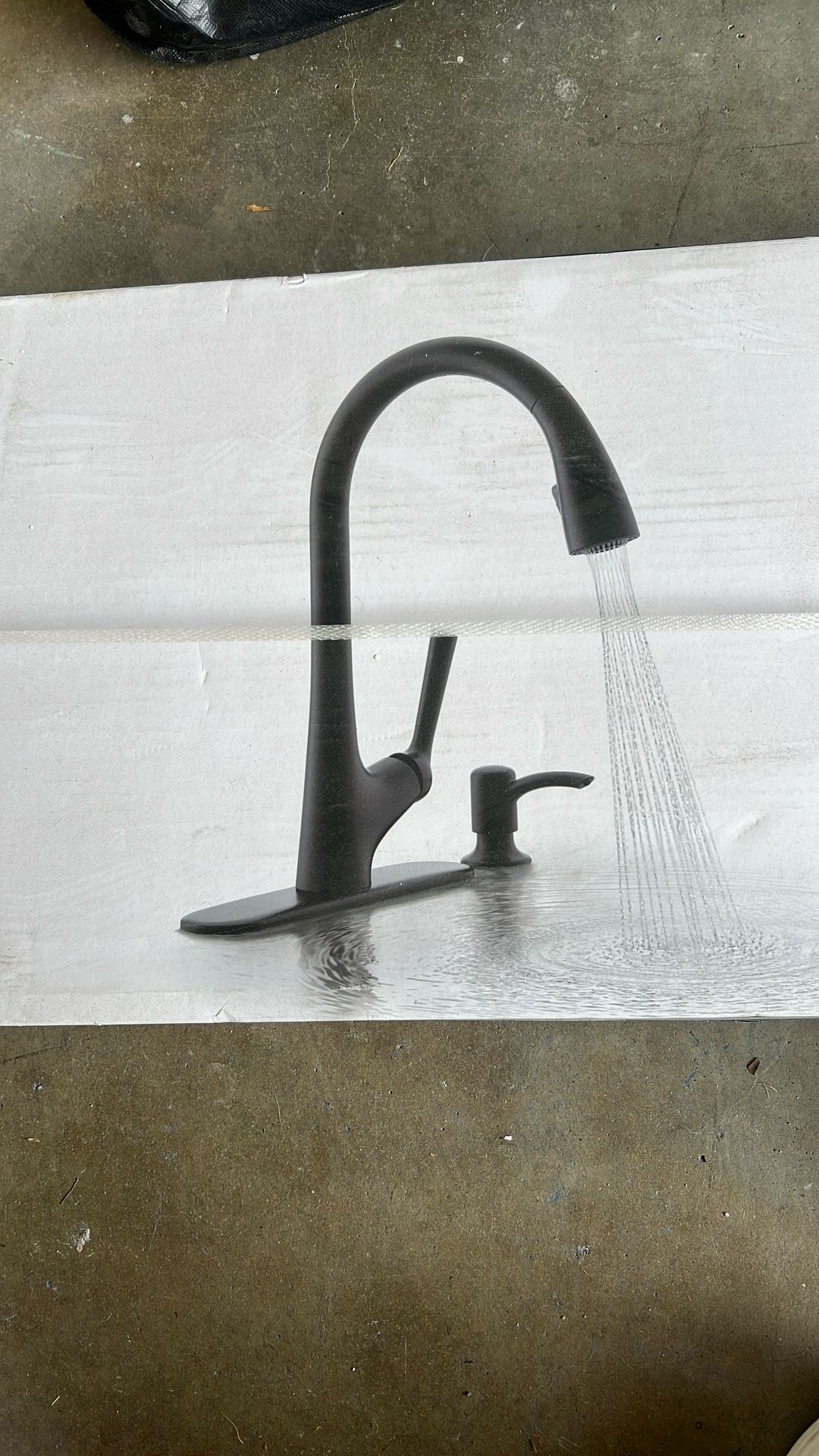 Kohler Elmbrook Single Handle Pull Down Sprayer Kitchen Faucet In Matte Black Finish
