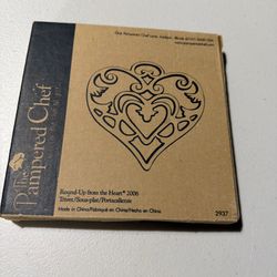 Pampered Chef Heart Trivet