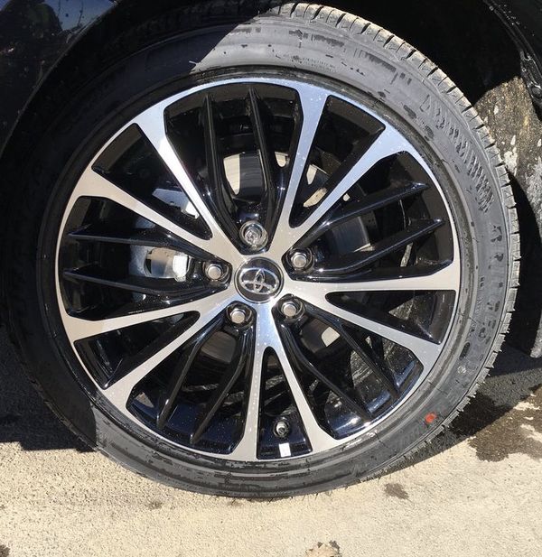 2019 Toyota Camry Wheels 18" for Sale in Brandon, FL - OfferUp