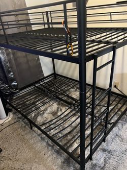 Full over Full Bunkbed
