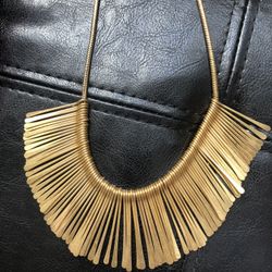 Stella and Dot Fringe Necklace