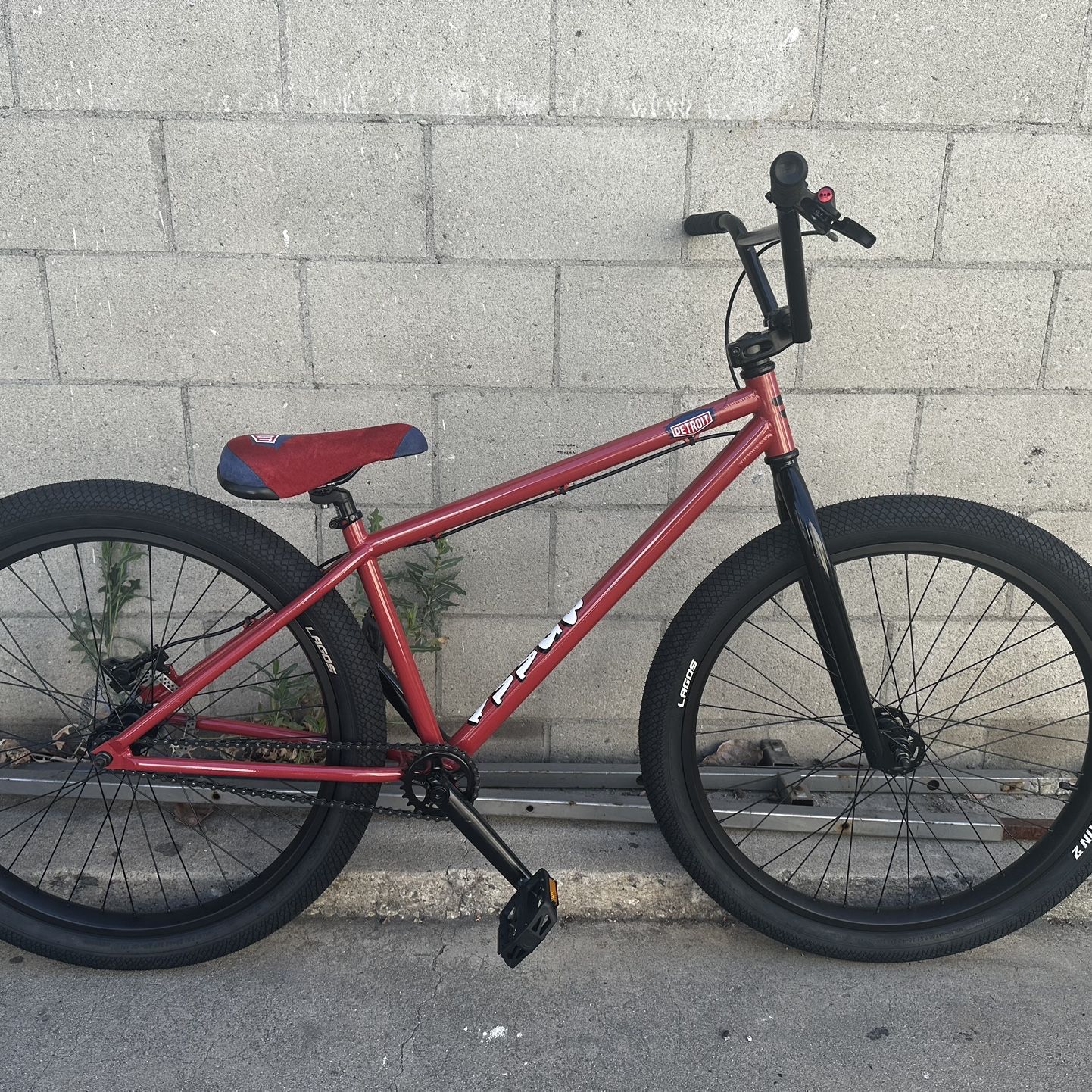 Bomma hotsell 26 inch