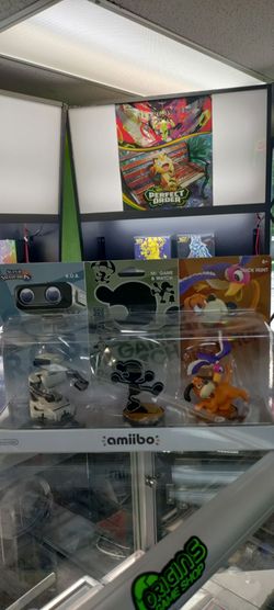 Nintendo Amiibo 3-Pack R.O.B. Mr. Game & Watch Duck Hunt
