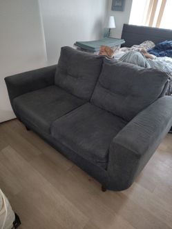 Love seat