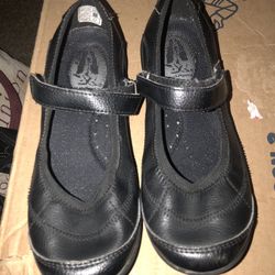 Hush Puppies Girls Leather Hook &Loop Size 13.5Y Reduced 