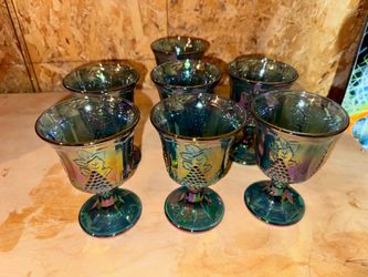 “Vintage carnival glass style goblets – grape pattern – set of 7
