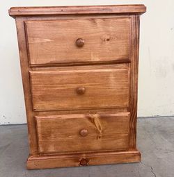 3 drawer oak wood pine