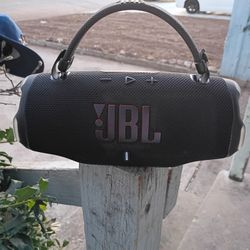 JBL Charge 6 Bluetooth Speaker 