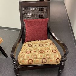 Mahogany/Cherry Wood Chair