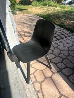 5 black kitchen chairs