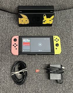 Nintendo Switch Pokemon Let's Go Pikachu Edition Bundle