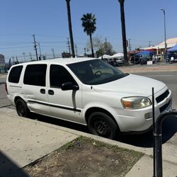 2006 Chevy Uplander Mini Van 