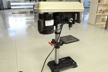 Bucktool DP2501A 6.2 Amp 10-inch 5 Speed Benchtop Drill Press
