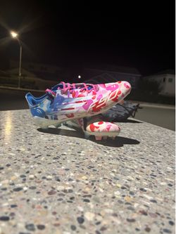 Soccer cleats