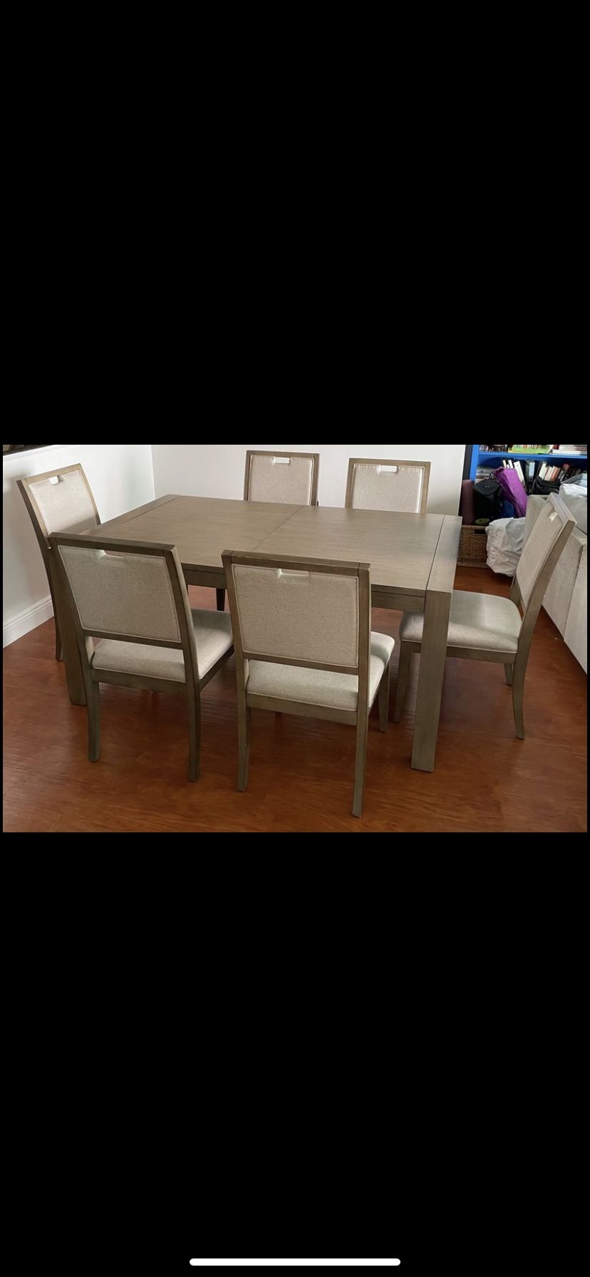 Gorgeous Dinning Set
