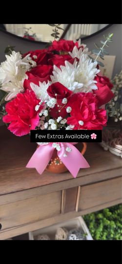 Mother’s Day roses, gifts, floral, Rosa’s, flower bouquets