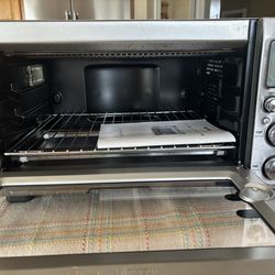 Like New Toaster Oven