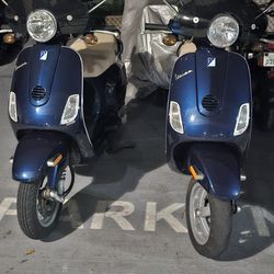  Vespa LX
