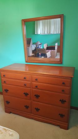 Bedroom Furniture-4 piece 