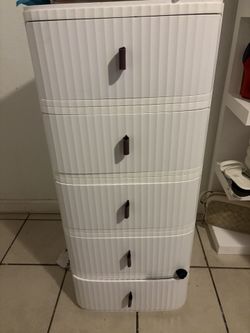 5 Drawer 