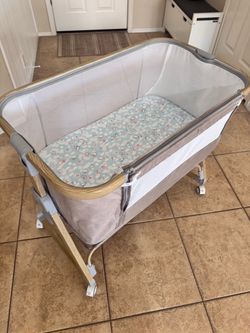 Baby Bassinet with Wheels and Storage