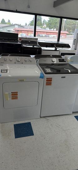 🇺🇸 New Maytag Washer & Dryer Set, 5.2 cu. ft. Top Load Washer in White with Agitator, Extra Power Option and Smart Appliance, 7.0 cu. ft. vente
