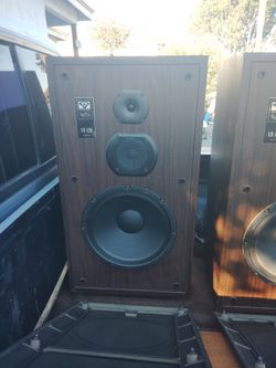 Cerwin Vega Speakers