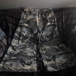 Vetement Inspired Jeans Snow Camo