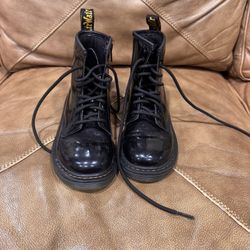 Dr. Martens AirWair Kids Size 13